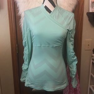 Lululemon sea foam top